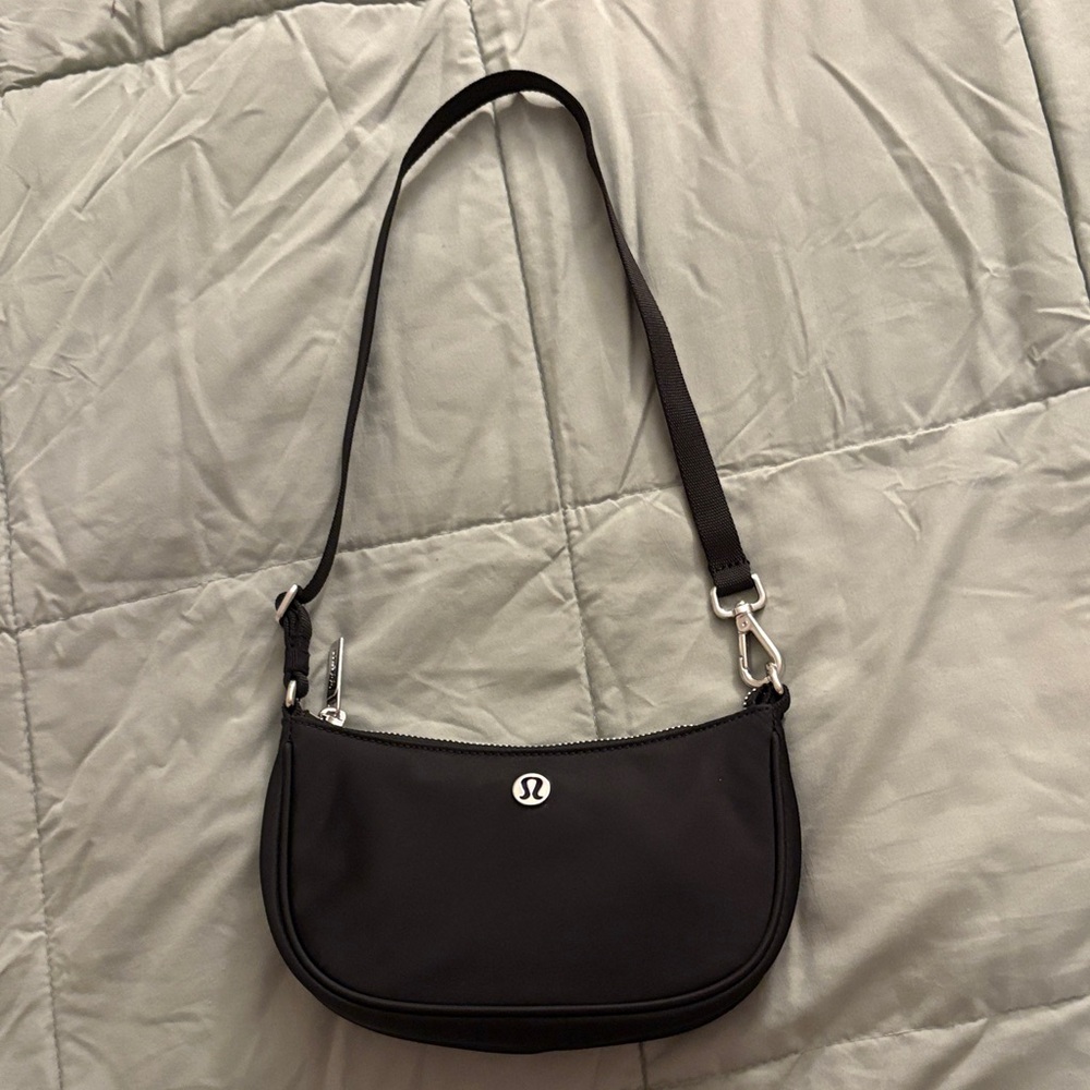 lululemon Black Shoulder Bag